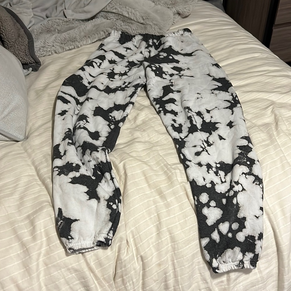 Urban Renewal Recycled Monochrome Tie-Dye Sweatpant